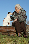 Frau mit Parson Russell Terrier / woman with PRT